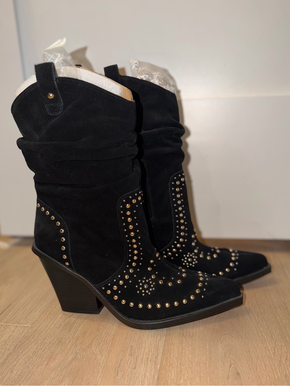 NWT Jessica Simpson Black Studded Suede Western Block Heel Cowboy Boot